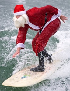 Santa Surf